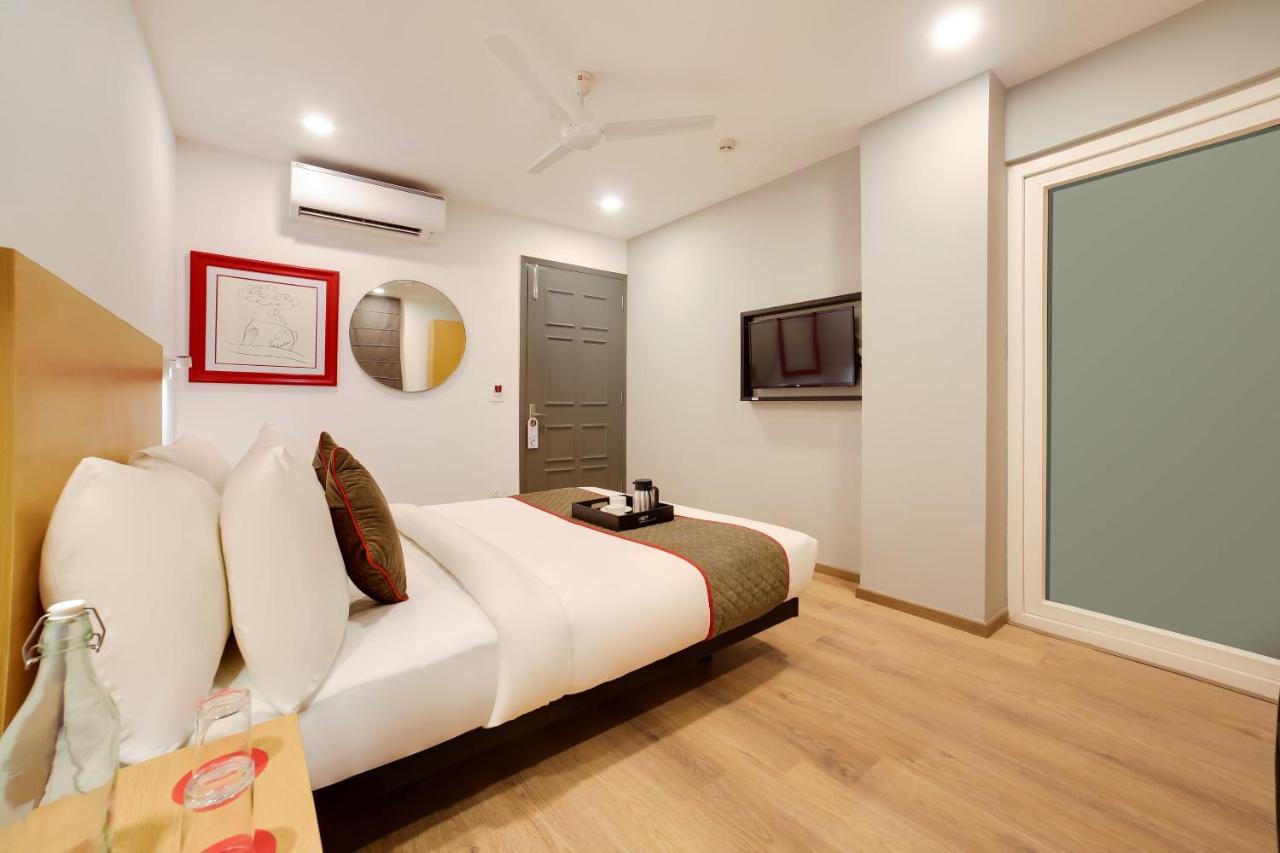 Oyo Townhouse 019 Anand Vihar Hotel New Delhi Bagian luar foto