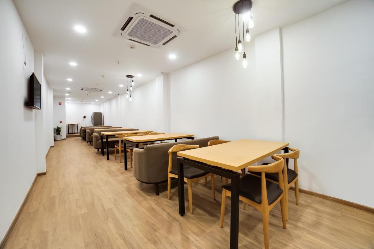 Oyo Townhouse 019 Anand Vihar Hotel New Delhi Bagian luar foto