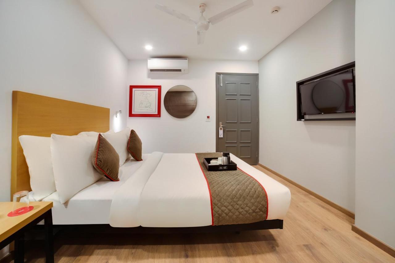 Oyo Townhouse 019 Anand Vihar Hotel New Delhi Bagian luar foto