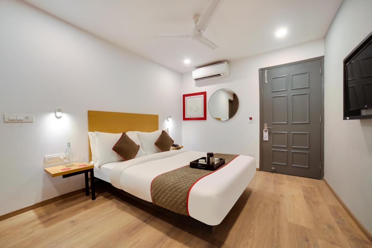 Oyo Townhouse 019 Anand Vihar Hotel New Delhi Bagian luar foto